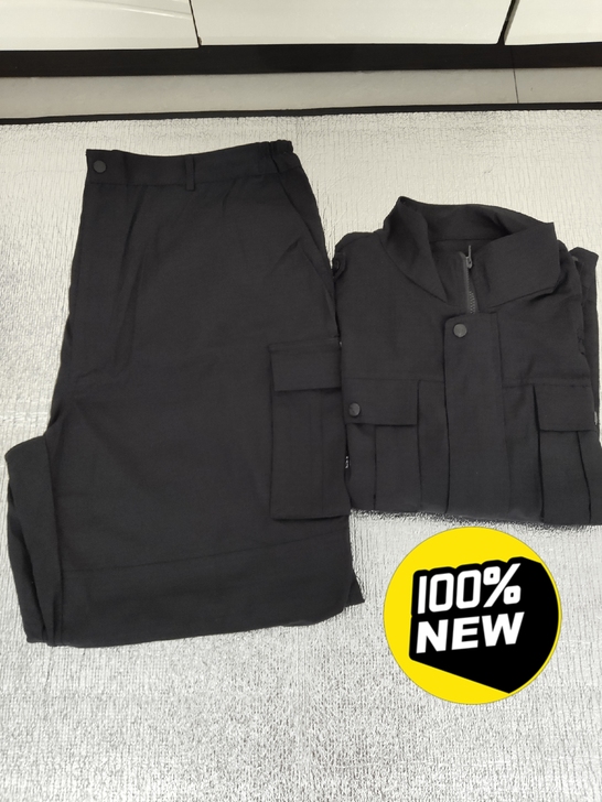 全新秋冬款作训服套装,上衣是180/106...