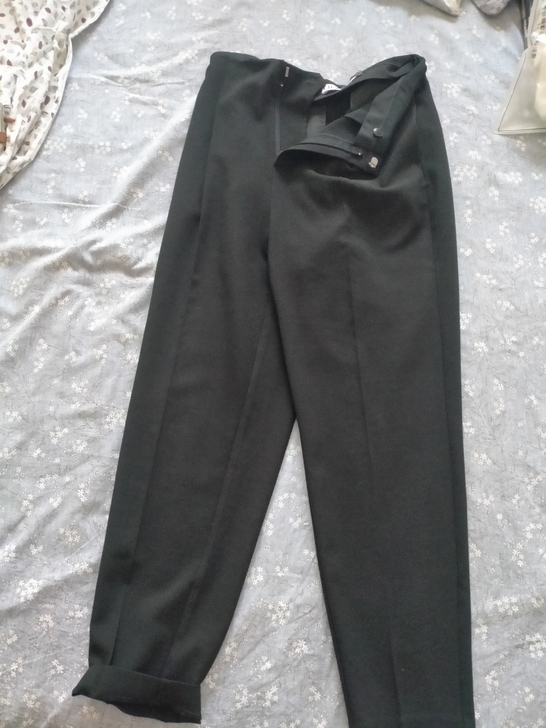 【LILY】西装萝卜小脚裤九分裤。男友给买...