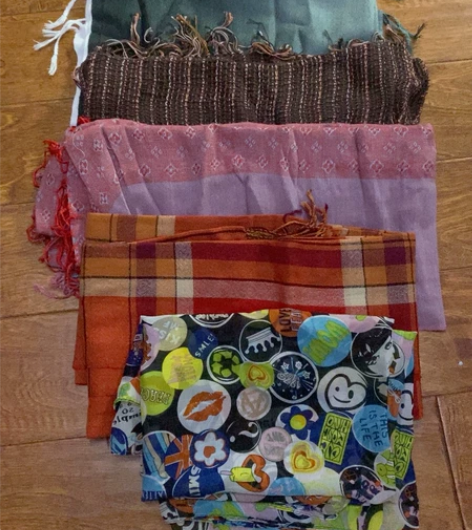 围巾15一条，两条包邮 感兴趣的话点“我想...