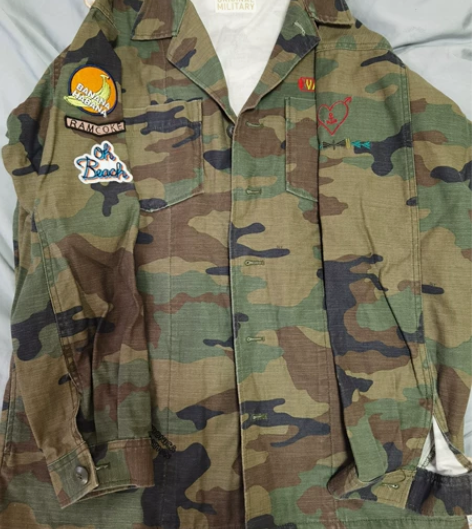 ysl长袖衣服迷彩服均码 专柜购买的 保证...
