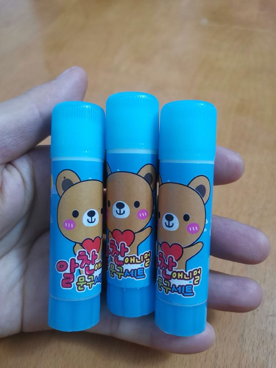 固体胶棒 未使用的 3支