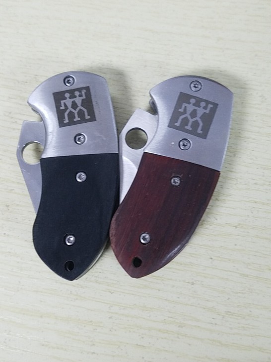 折叠小刀！双立人折叠小刀，刀子非常锋利，可...