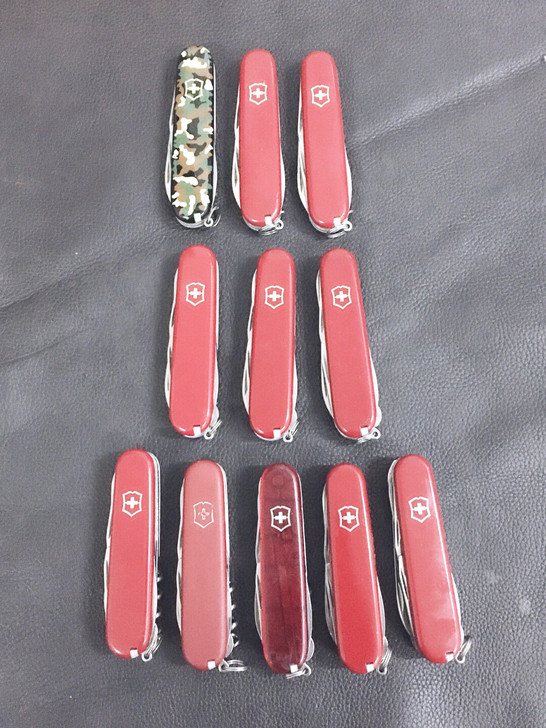 瑞士军刀维氏军刀  二手小瑞，喜欢的私聊。...