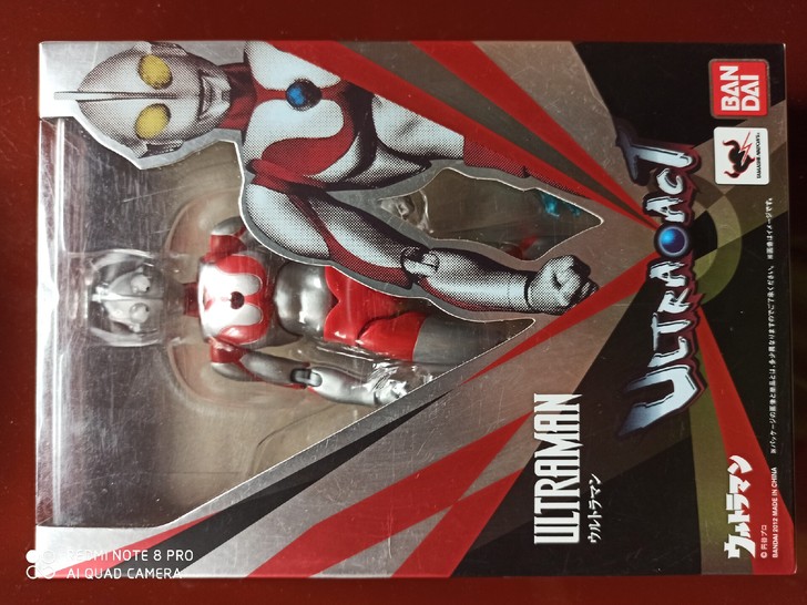 万代ACT宇宙英雄奥特曼，如图没有胸灯和尘...