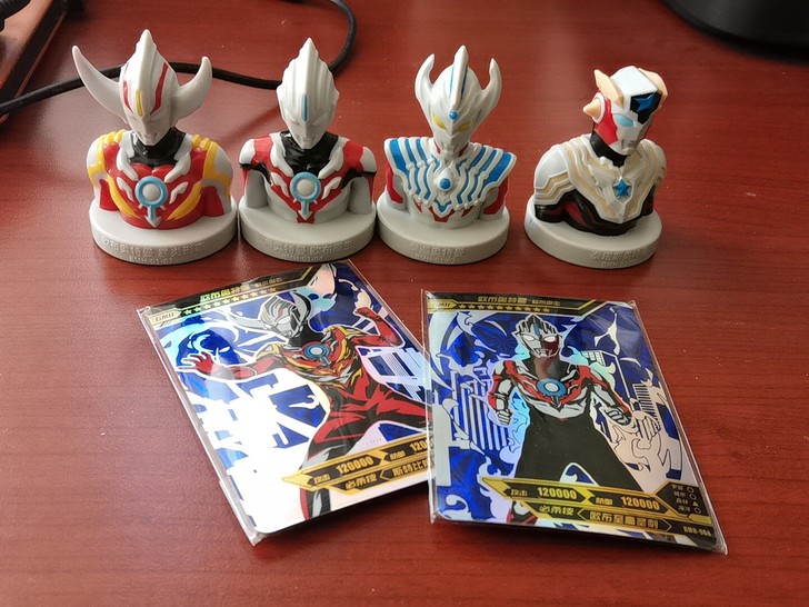 卡游奥特曼印章盲盒