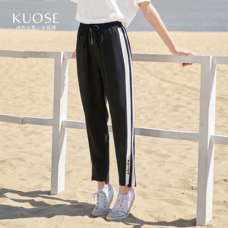 阔色2019春夏新款韩版女宽松学院风黑色刺...