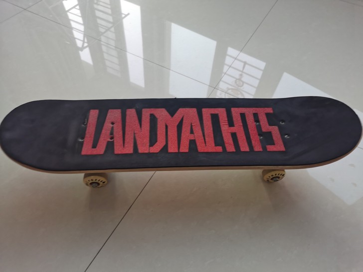 滑板landyachts
