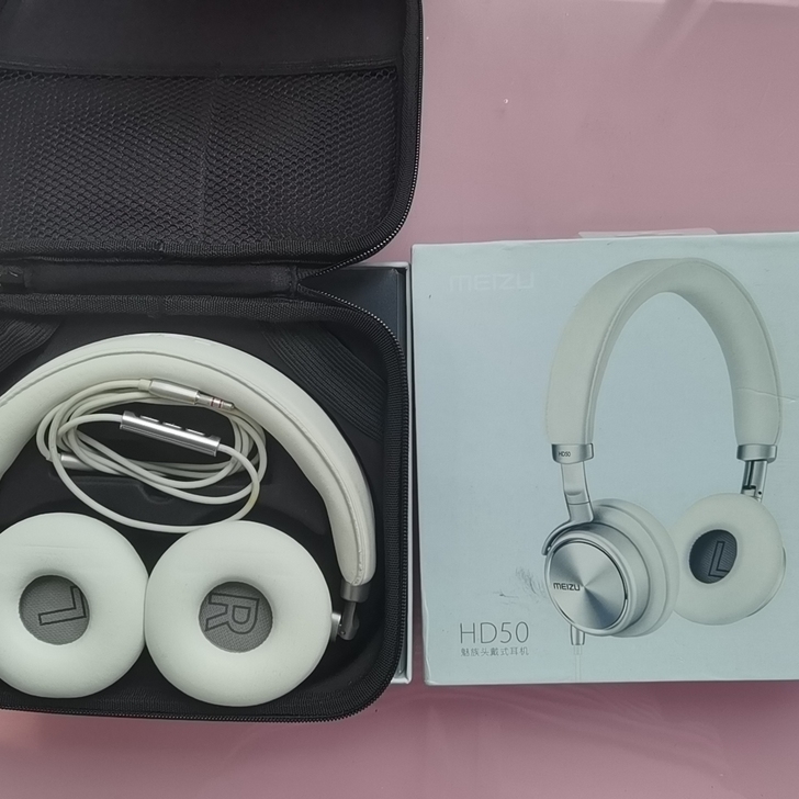 魅族头戴式耳机HD50
