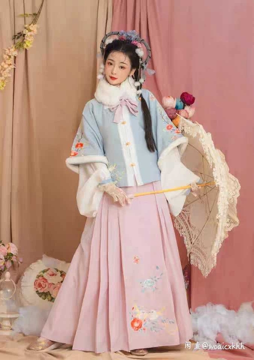玉术汉服全套＋飞机盒＋吊牌