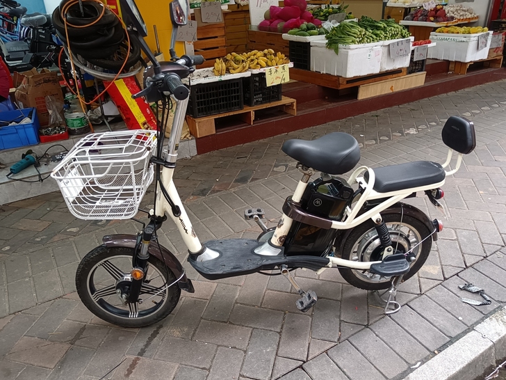 爱玛16寸锂电车，全车原配件，没有大修过，...