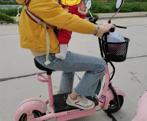 迷你电动车 小型电动车 不知道啥牌子 看着...