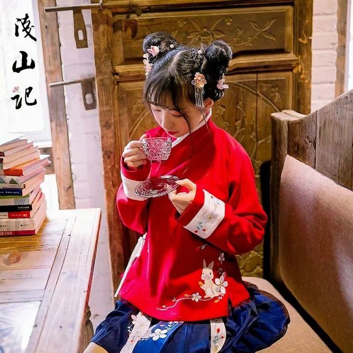 出租汉服浅山记树莓兔