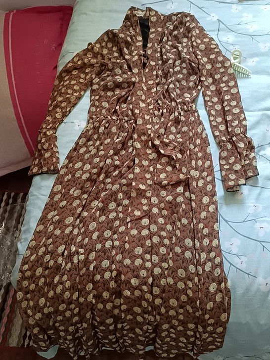 全新   一次没穿！低价出！l码！