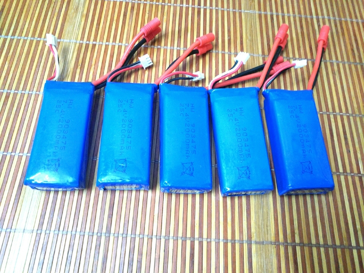 环奇伟力司马7.4v 2000毫安 25c...