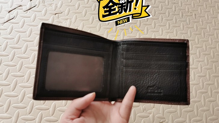 全新全新全新头层牛皮钱包，可放钱，卡，照片...