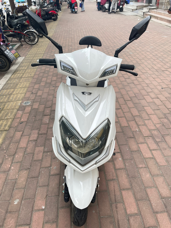 爱玛电动车电瓶车