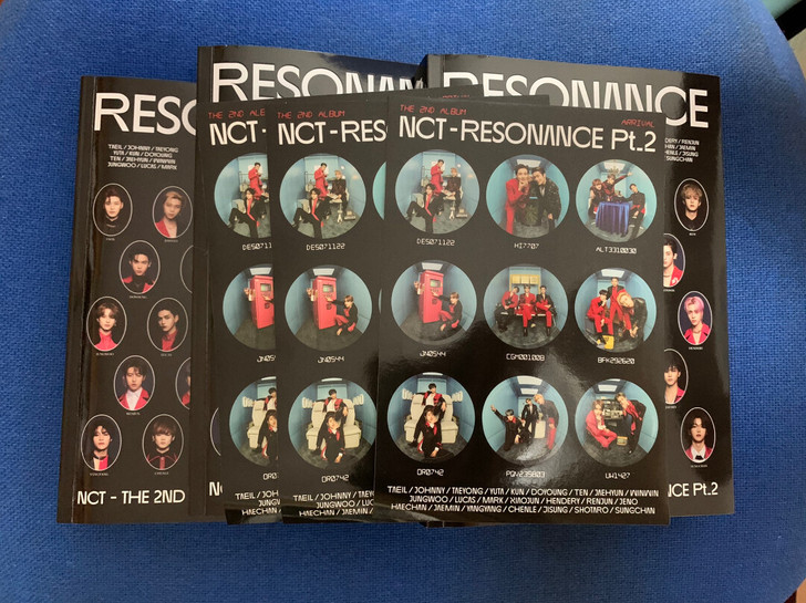 nct2020 a版裸专辑+贴纸，一套20...
