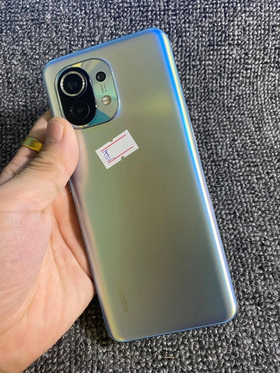 小米11蓝色8+256GB，成色97新，支...