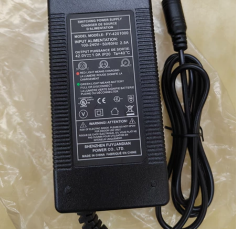 42V1A，1.5A2A充电器平衡车36v...