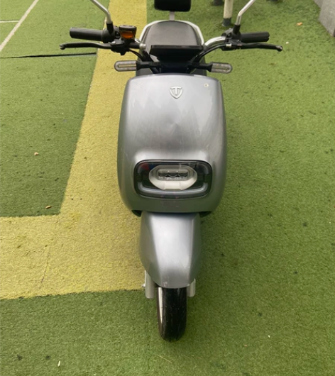 台铃电动车72v20a大电池，一档能骑70...