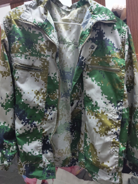 出军训服，165以下都可以穿，质量很不错的...