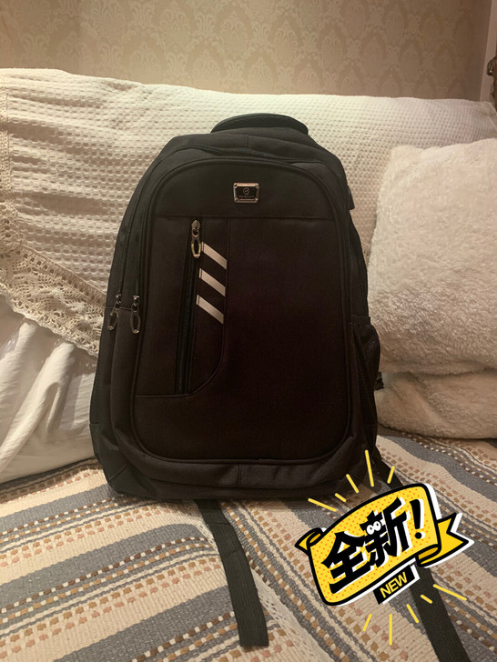 全新黑色背包书包双肩包旅行包～公司搞活动发...