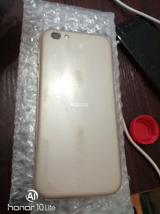 AQUOS R 夏普SHV39   安卓9...
