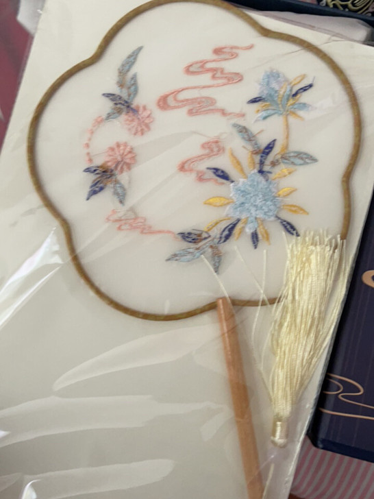 玉术原创汉服女花嫁明制汉服长衫齐腰斜襟云肩...