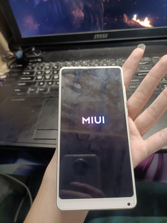 小米mix2s，换手机了，这一台便宜出。6...