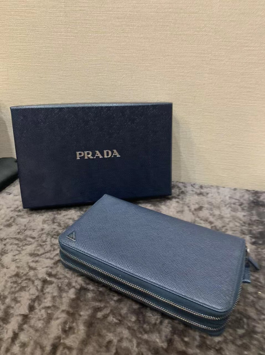 全新正品prada双层大手包去年购于巴黎,...