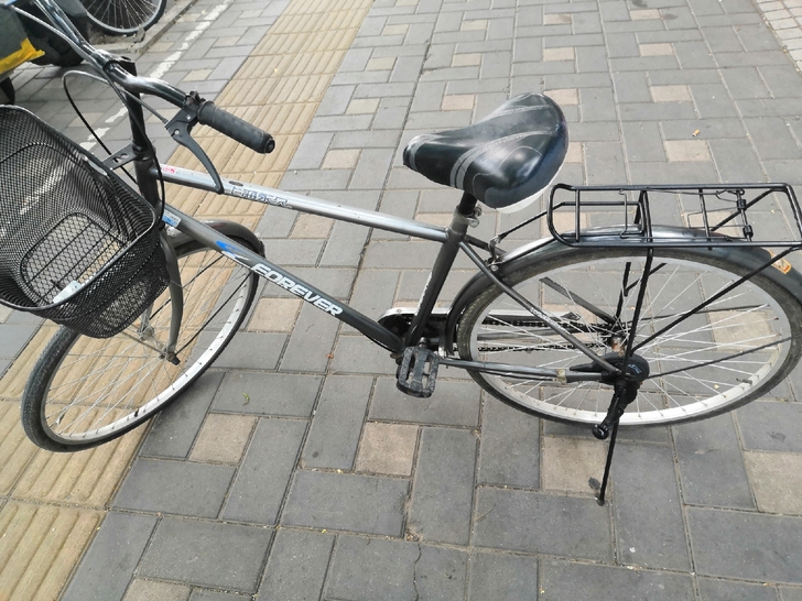 26永久自行车,8成新,特好骑,没毛病,儿...
