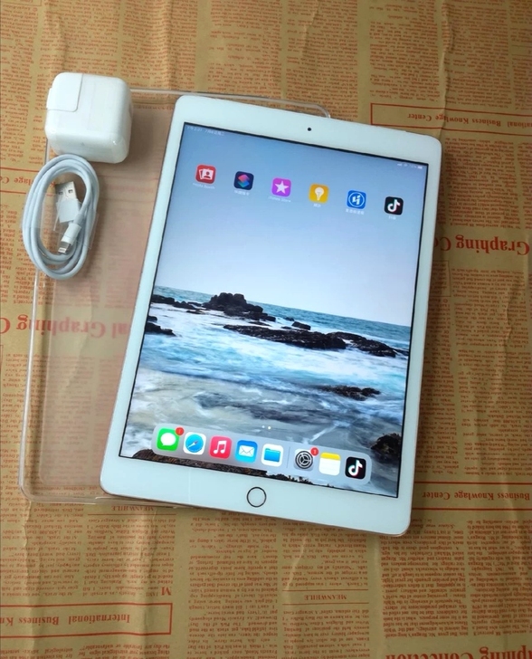 闲置转让苹果iPad 2019款iPad7...