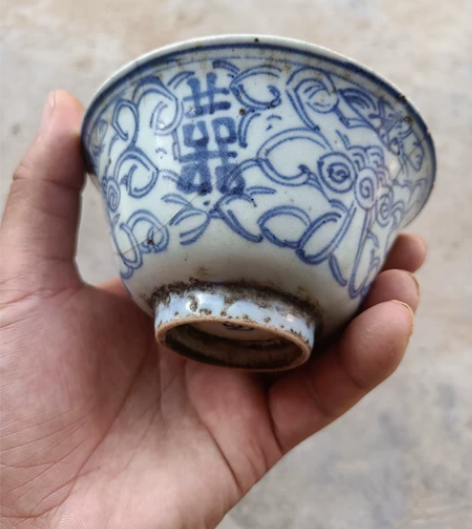 清代青花盖碗  品相如图  包老包真标价就...