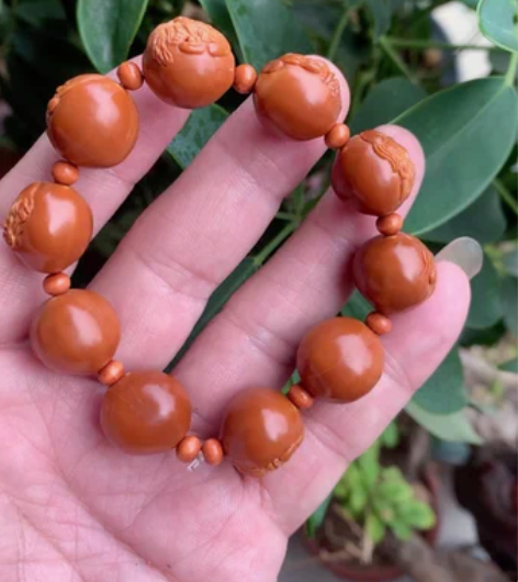 橄榄核光珠浮雕达摩老祖！牙机手工！尺寸1....