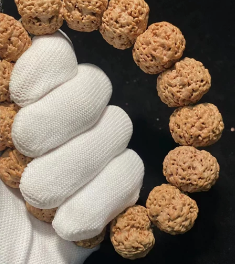 21.5+尺寸大粗筋满肉蜂窝双龙纹姜黄皮质...