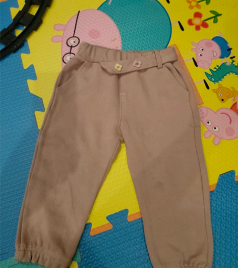 9成新长裤 牛仔裤  90身高左右的女宝宝...