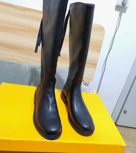 全新  春秋不加绒和冬款加绒长靴，买的太多...