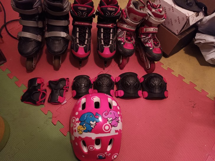 孩子穿小的轮滑鞋2双（调码34-39码1双...