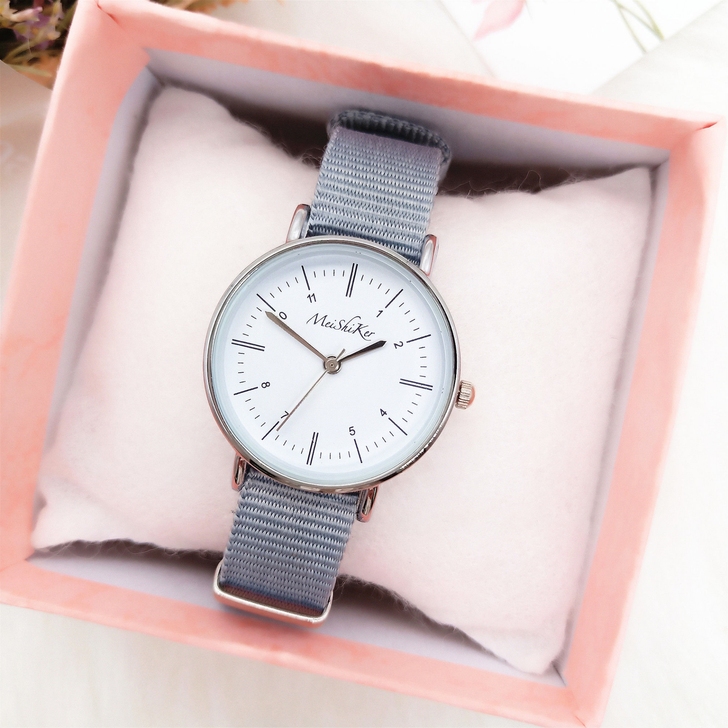 海外直邮。MeishiKer防水布带手表女...