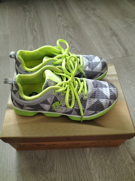 品牌型号 骆驼，36码，36.5码，正品，...