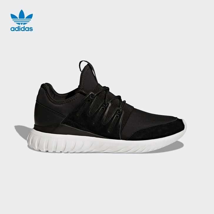 Adidas/阿迪达斯 板鞋。闲置太久 落...