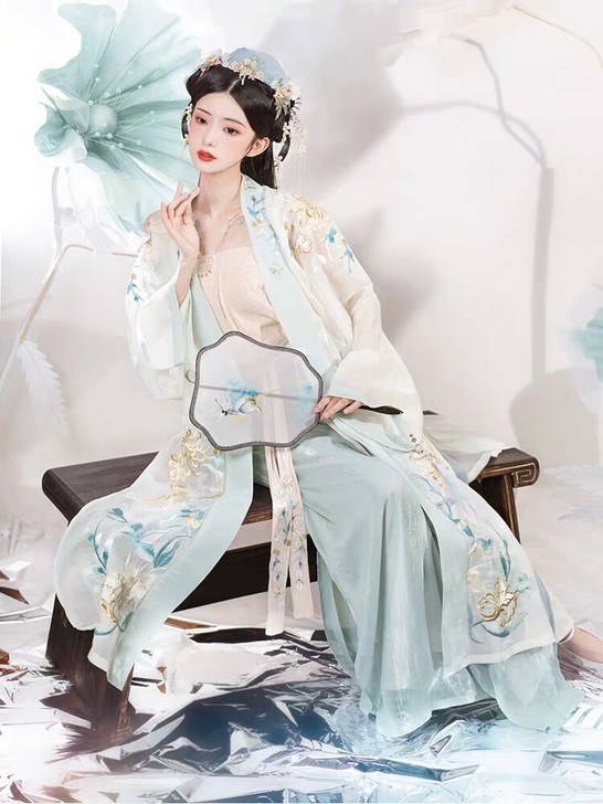 【流烟昔泠##amp；times；川衣物语...