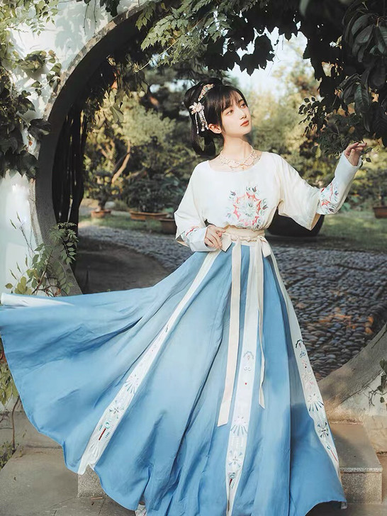 艺缕家的，100一件，全出