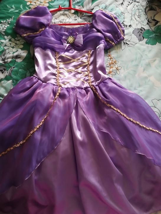 孩子大了闲置 幼儿园搞活动穿一次 TB购