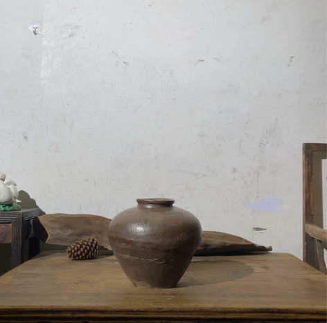 民俗粗陶，花器，底有窑裂，影视道具，园林庭...