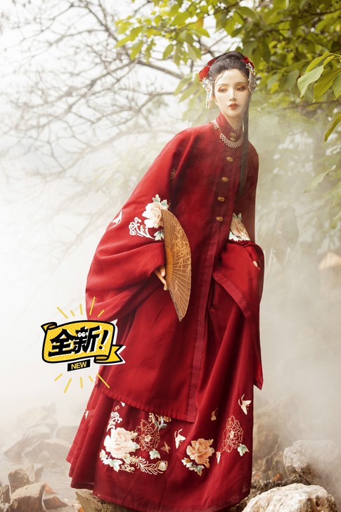 司南阁原创【戏辞】汉服女款明制酒红色立领对襟