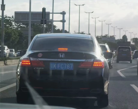梧州本地收一台1w km左右的春风狒狒或者...
