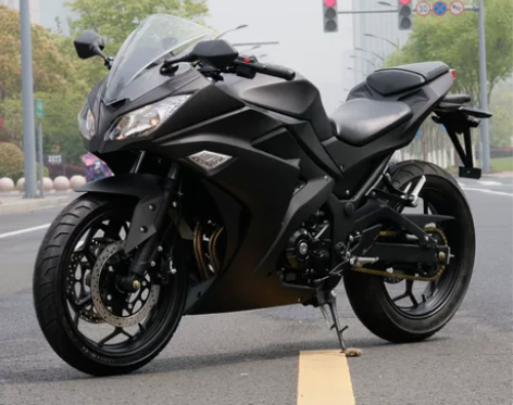 9.9新小忍者摩托车跑车国四电喷200CC...