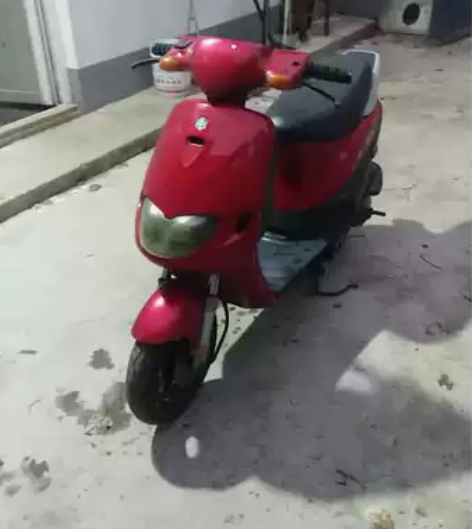 比亚乔 淑女80 二冲小踏板 动力强劲 猛...
