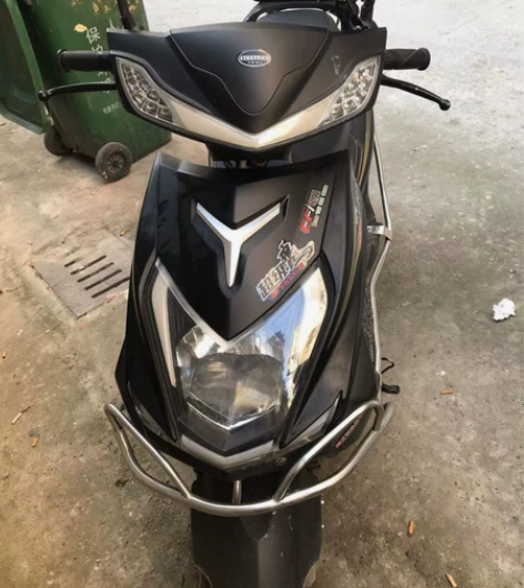 比亚伦125踏板，今年三月份的车，里程少，...